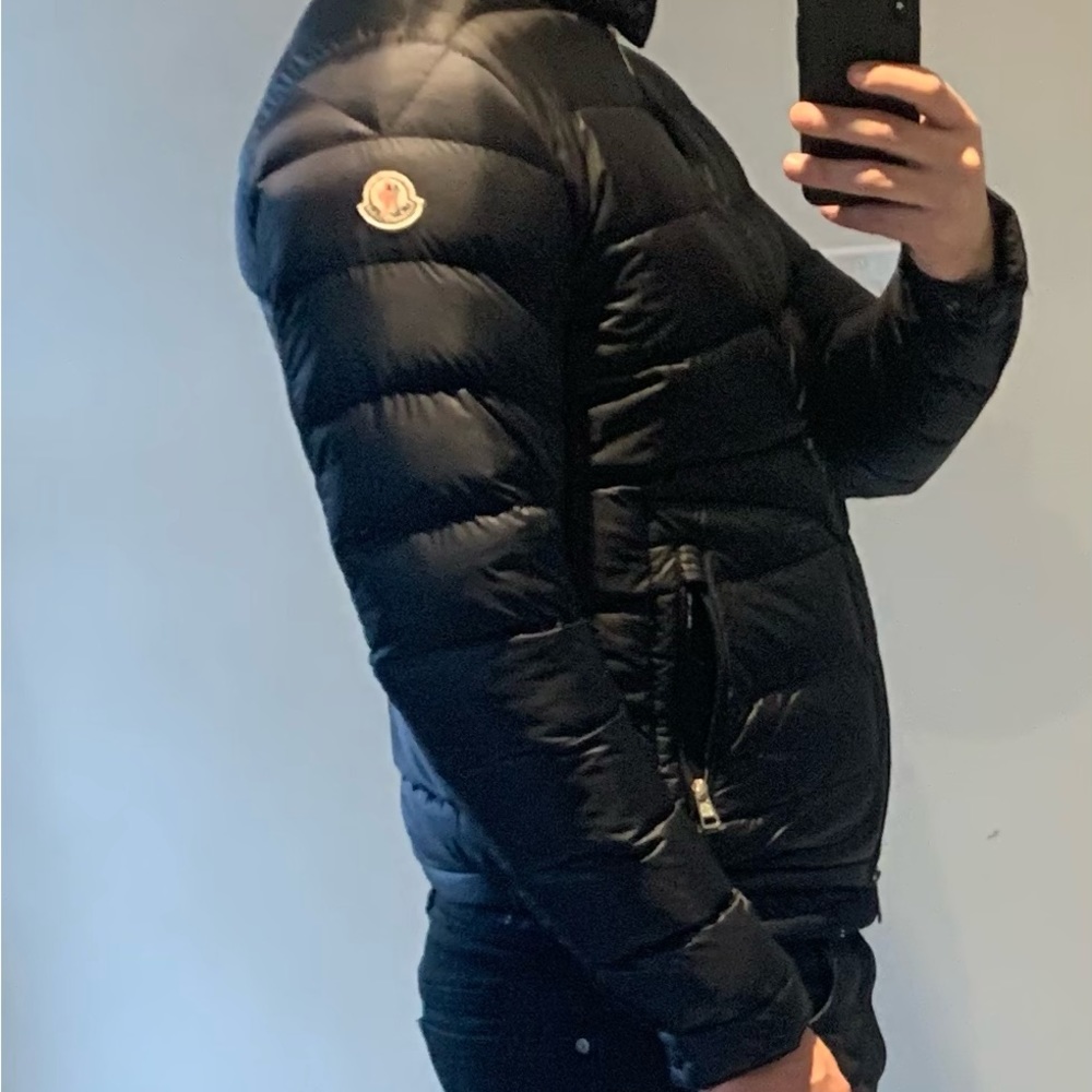 Authentic like new Moncler spring black jacket. Size 4, fits as a medium.